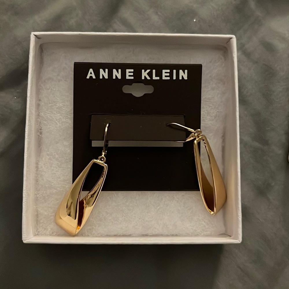 these are another cute pair of earrings!